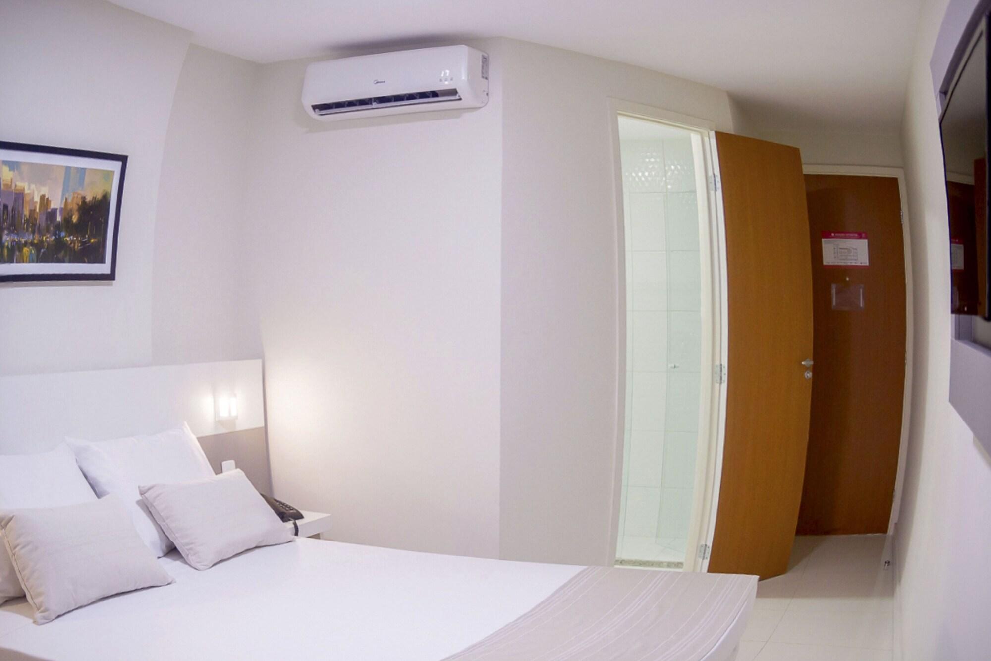 Bristol Easy Uba Hotel Екстер'єр фото