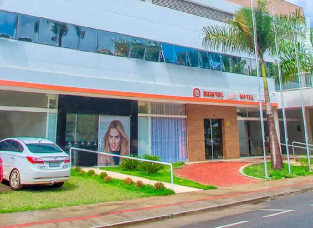 Bristol Easy Uba Hotel Екстер'єр фото
