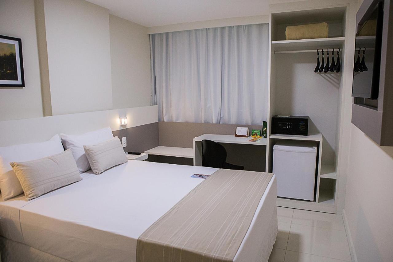 Bristol Easy Uba Hotel Екстер'єр фото