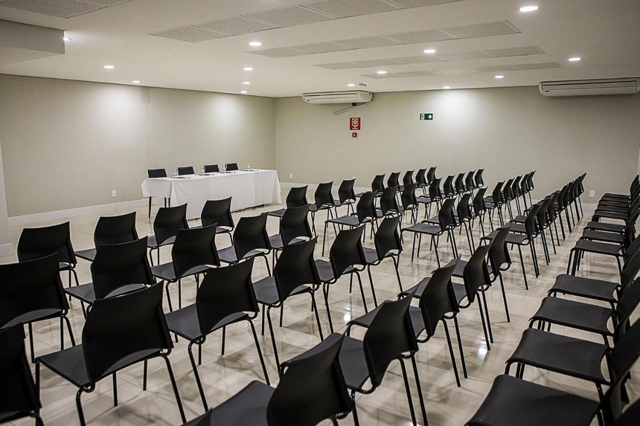 Bristol Easy Uba Hotel Екстер'єр фото